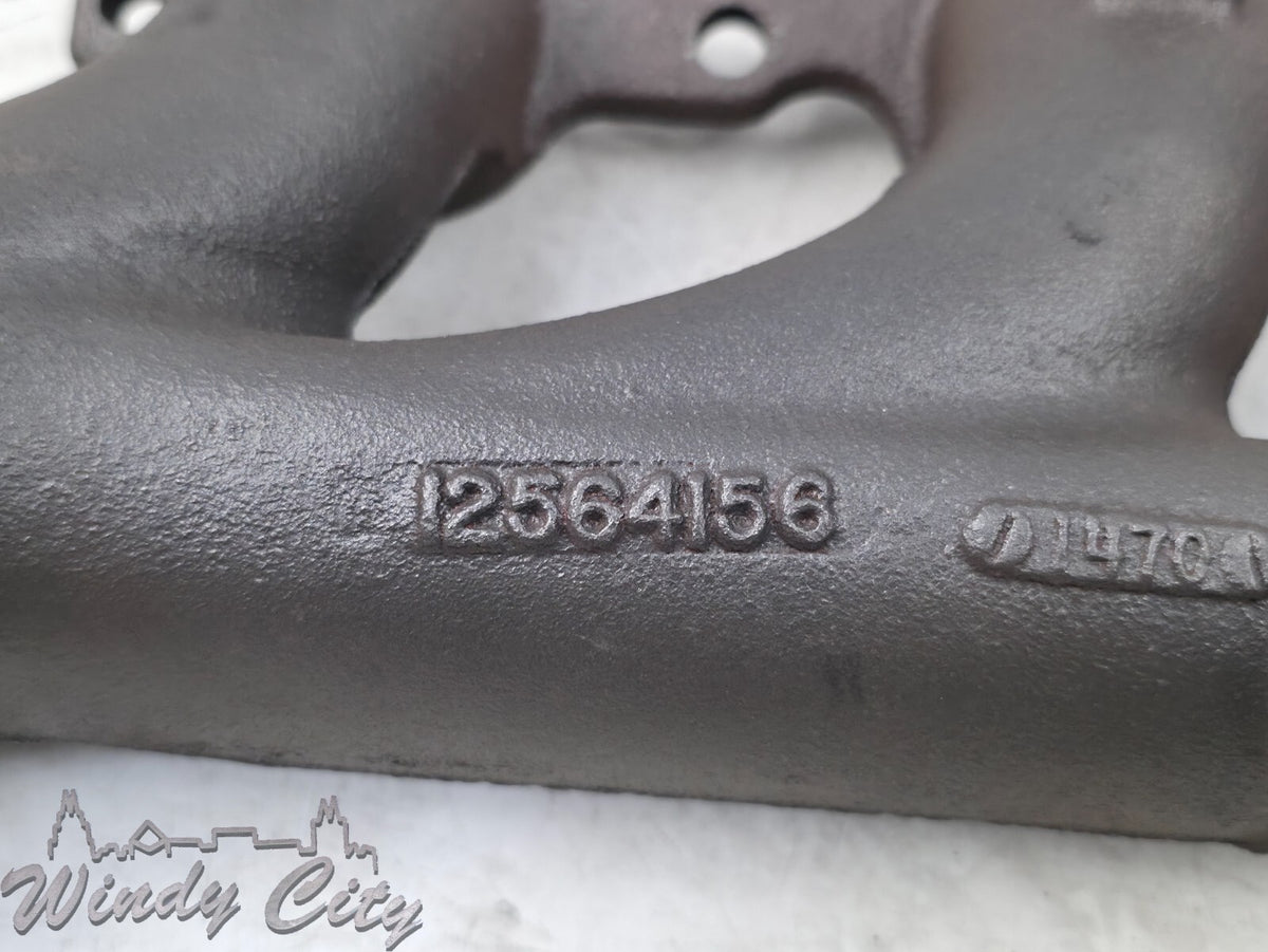 5.3L CHEVY ENGINE EXHAUST MANIFOLD RIGHT SIDE 12564156