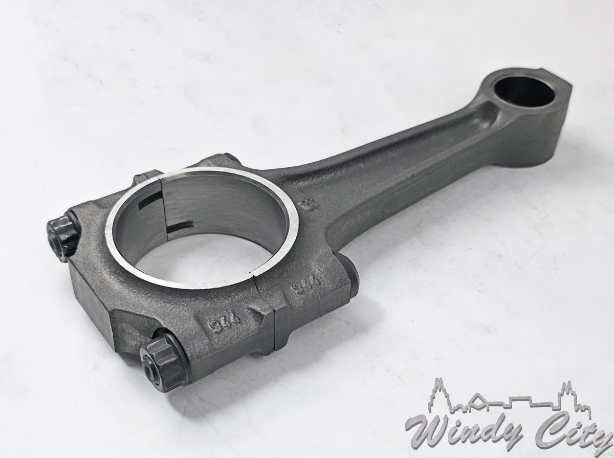 944 2.5L PORSCHE RECONDITIONED CONNECTING ROD #109
