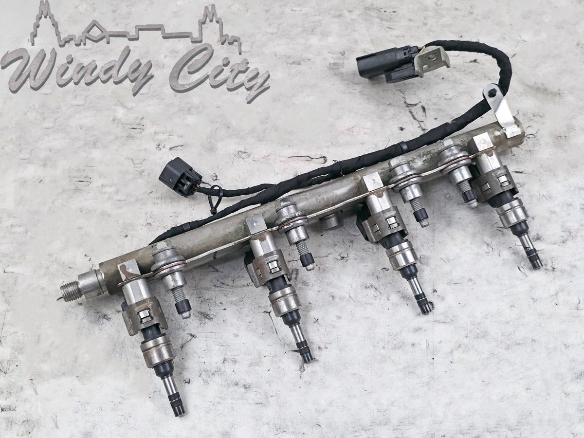 2.4L GM FUEL RAIL WITH INJECTORS 12608366