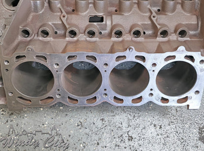 330 OLDSMOBILE ENGINE BLOCK # 381917