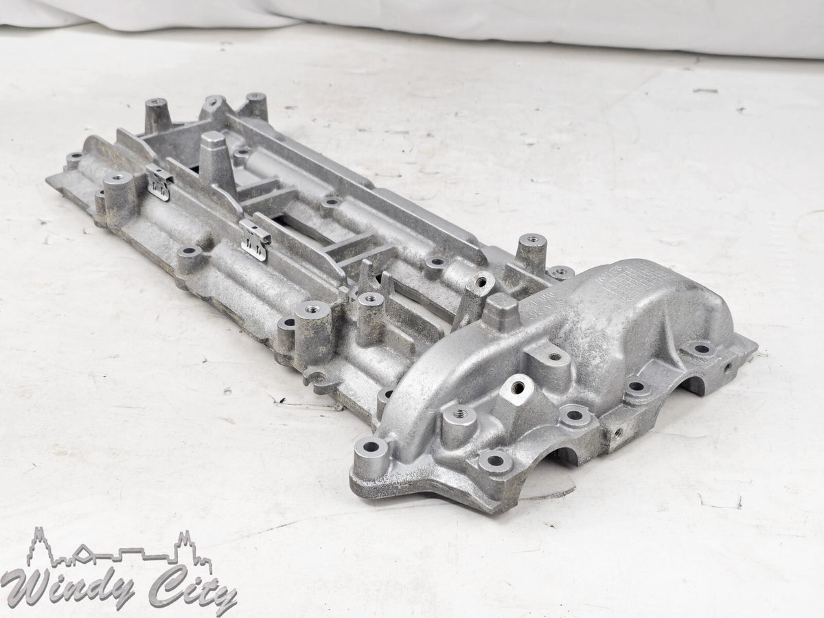MERCEDES-BENZ OM642 DIESEL ENGINE LEFT VALVE COVER A6420101230