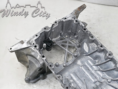2.8L DURAMAX GM DIESEL ENGINE UPPER OIL PAN 24585350