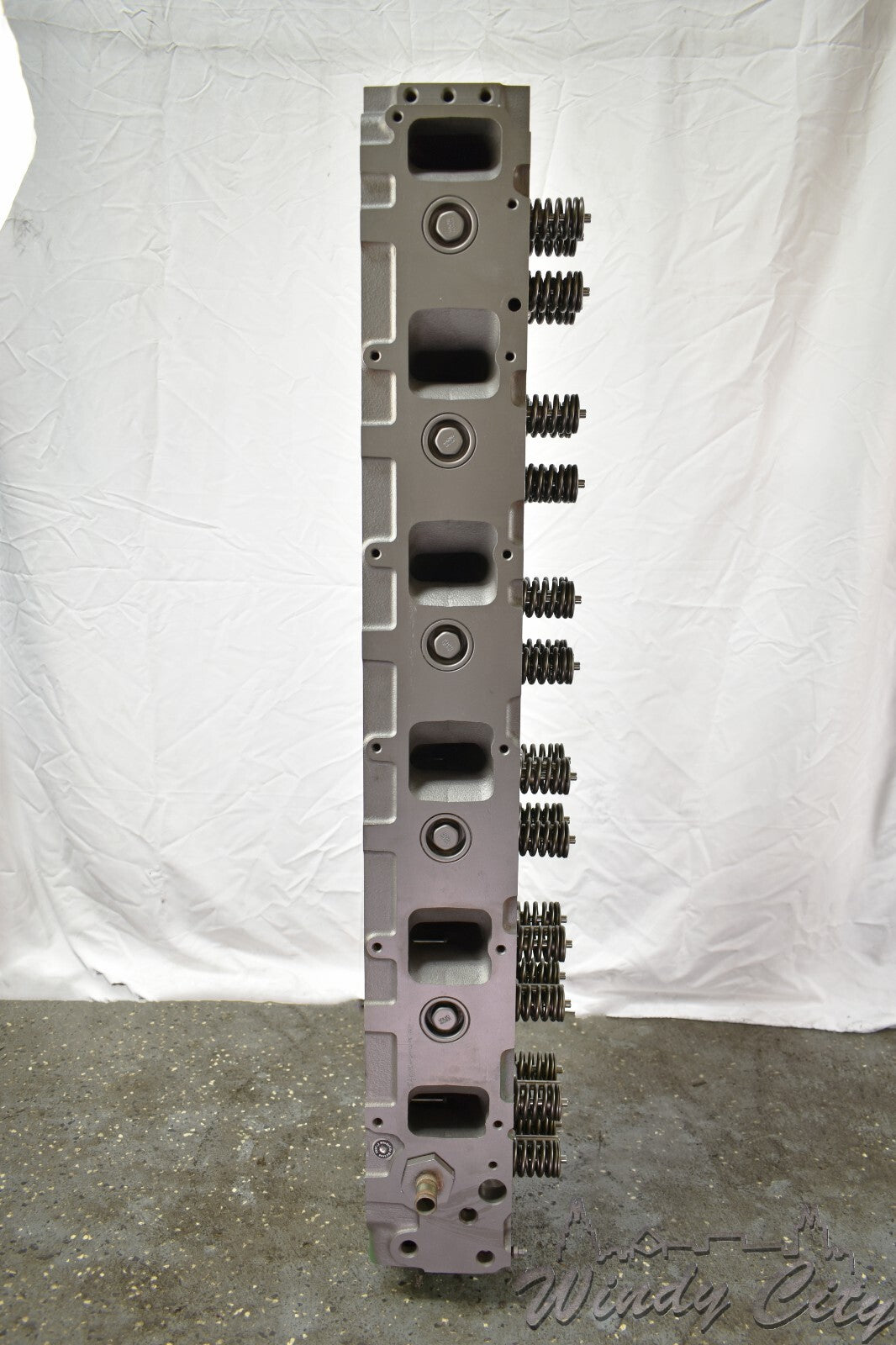 VED12 VOLVO D12 REMANUFACTURED CYLINDER HEAD 1677701