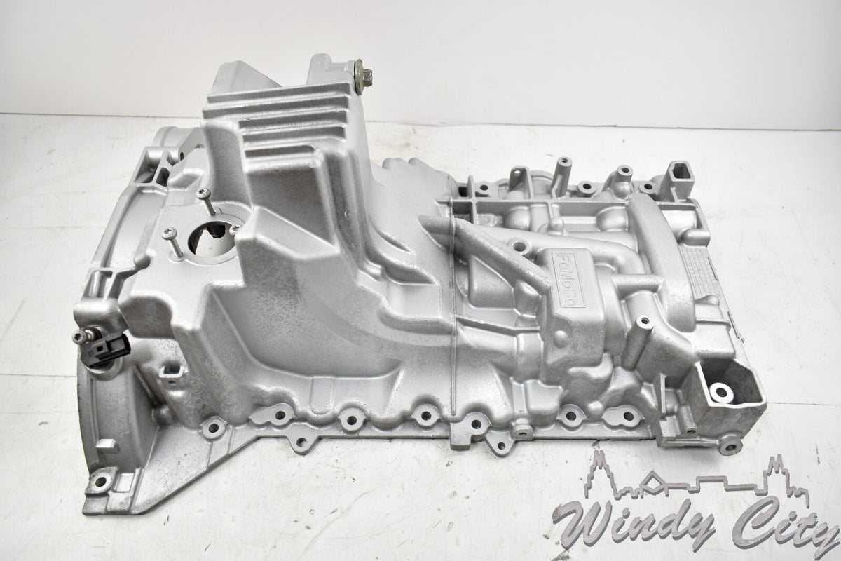 2010-2023 3.0L 5.0L LAND ROVER ENGINE OIL PAN LR035934