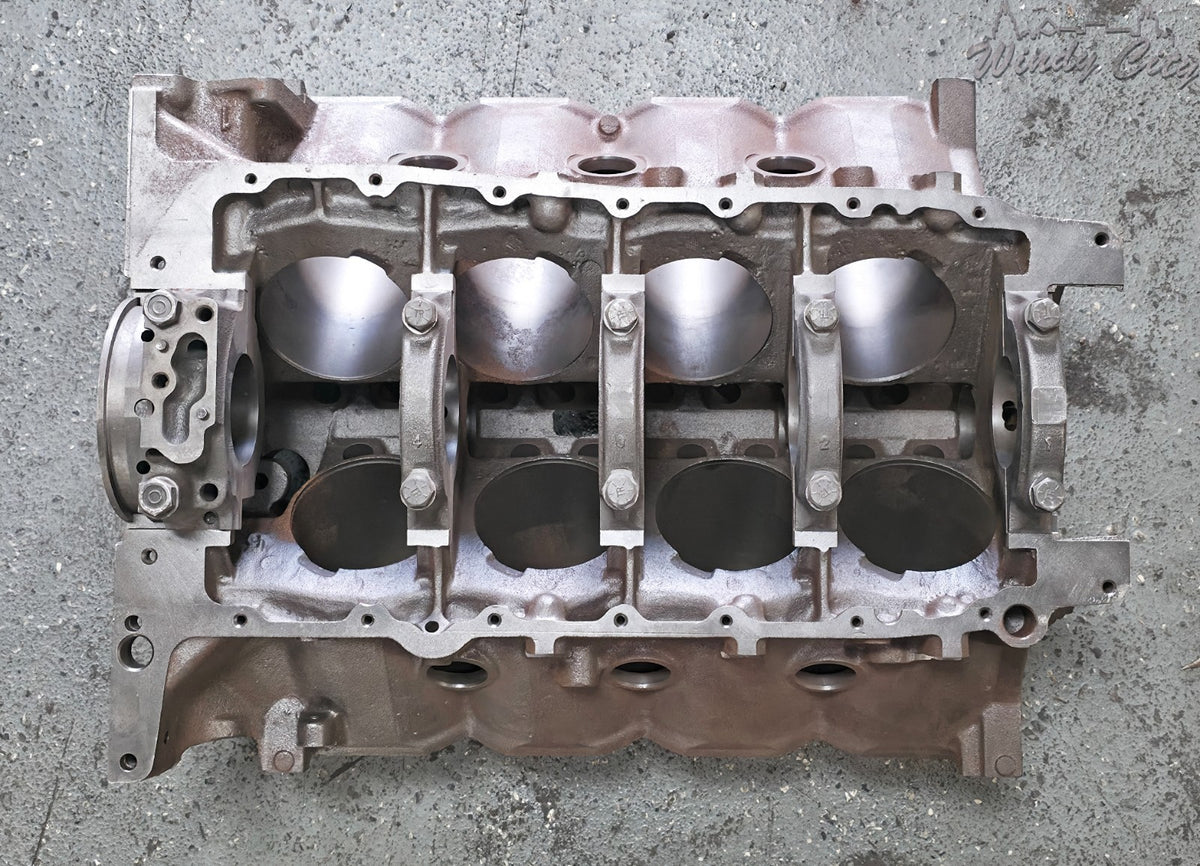 330 OLDSMOBILE ENGINE BLOCK # 381917