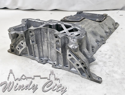 2.8L DURAMAX GM DIESEL ENGINE UPPER OIL PAN 24585350
