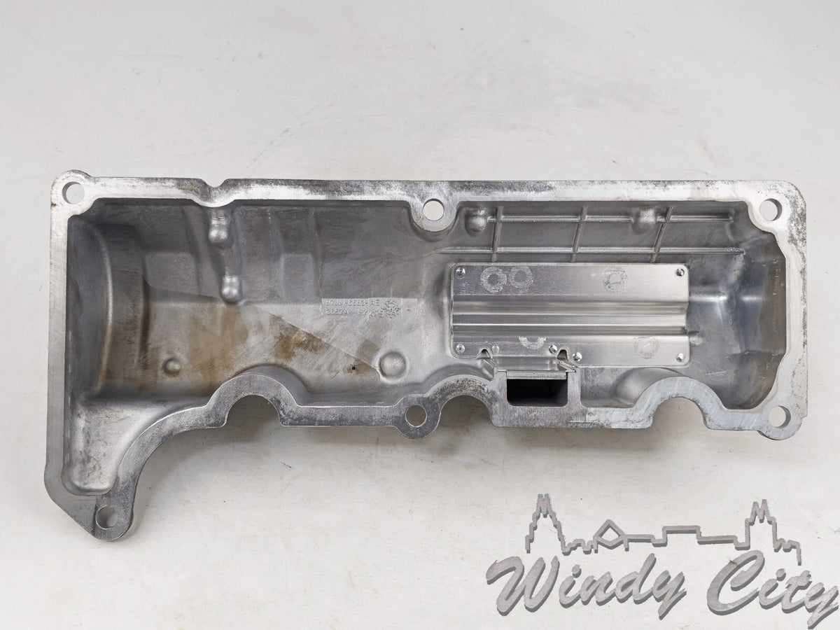 4.0L FORD ENGINE RIGHT VALVE COVER 97JM-6583-AE