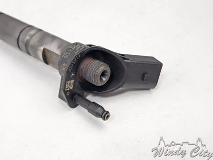 3.0L MERCEDES DIESEL ENGINE FUEL INJECTOR USED OEM 6420701387