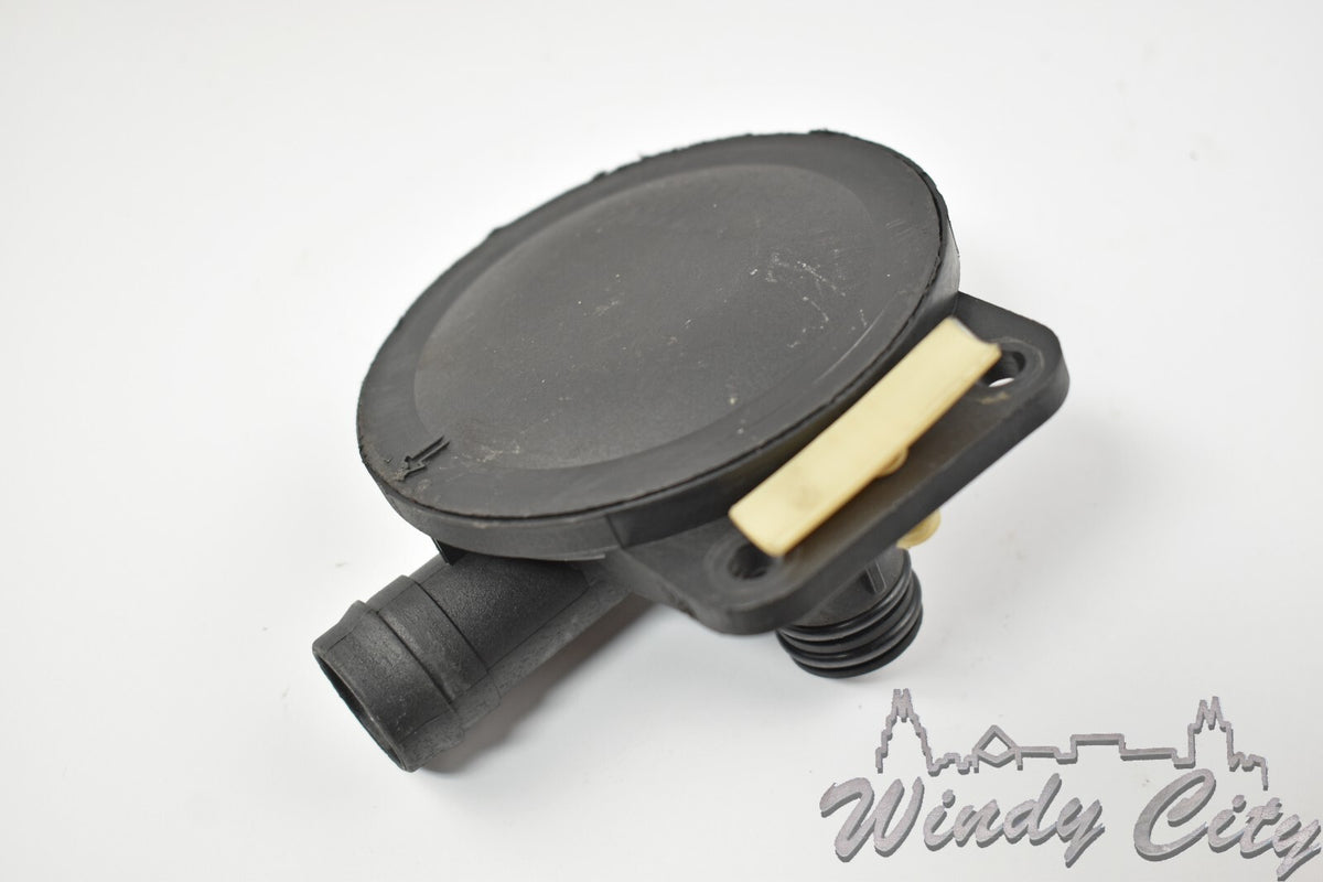 4.2L 4.4L LAND ROVER CRANKCASE VENT VALVE PCV VALVE LR003380