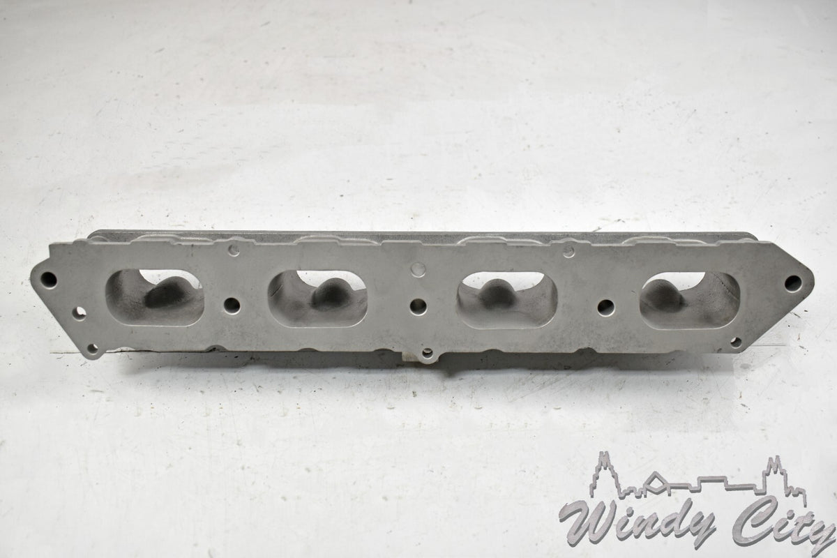 2005-2009 4.4L LAND ROVER INTAKE MANIFOLD SPACER 9U524AB RIGHT PASSENGER SIDE