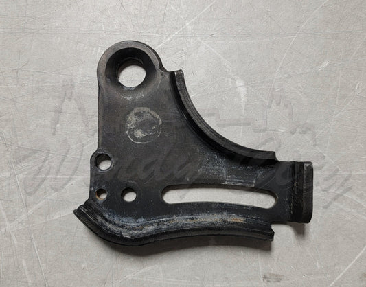 1.6L HYUNDAI KIA ENGINE LIFT BACKET
