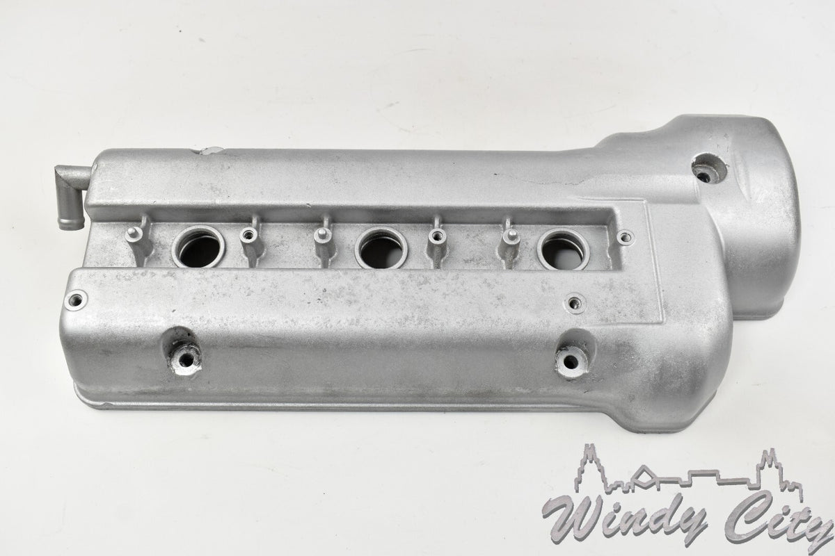 2.7L SUZUKI VALVE COVER LEFT SIDE 11180-66J00