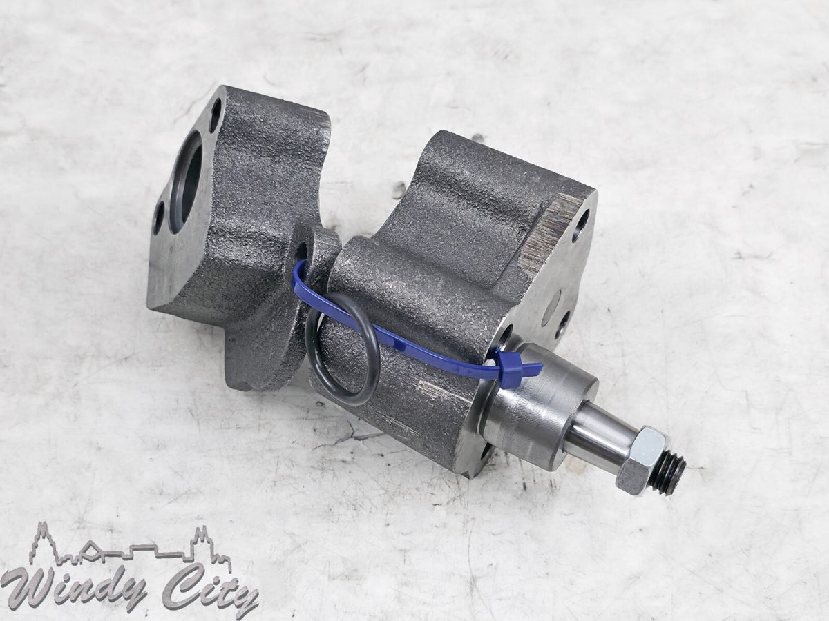 JOHN DEERE RE55343 OIL PUMP ASSEMBLY