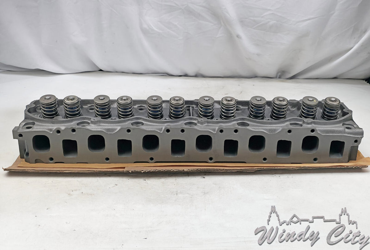 300 Ford Remanufactured Cylinder Head # E7TE Without Air  Pollution