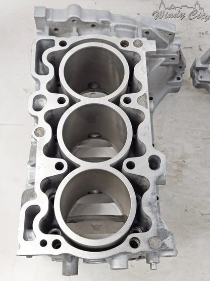 3.0L SUBARU EZ30 ENGINE BARE BLOCK Z30 302