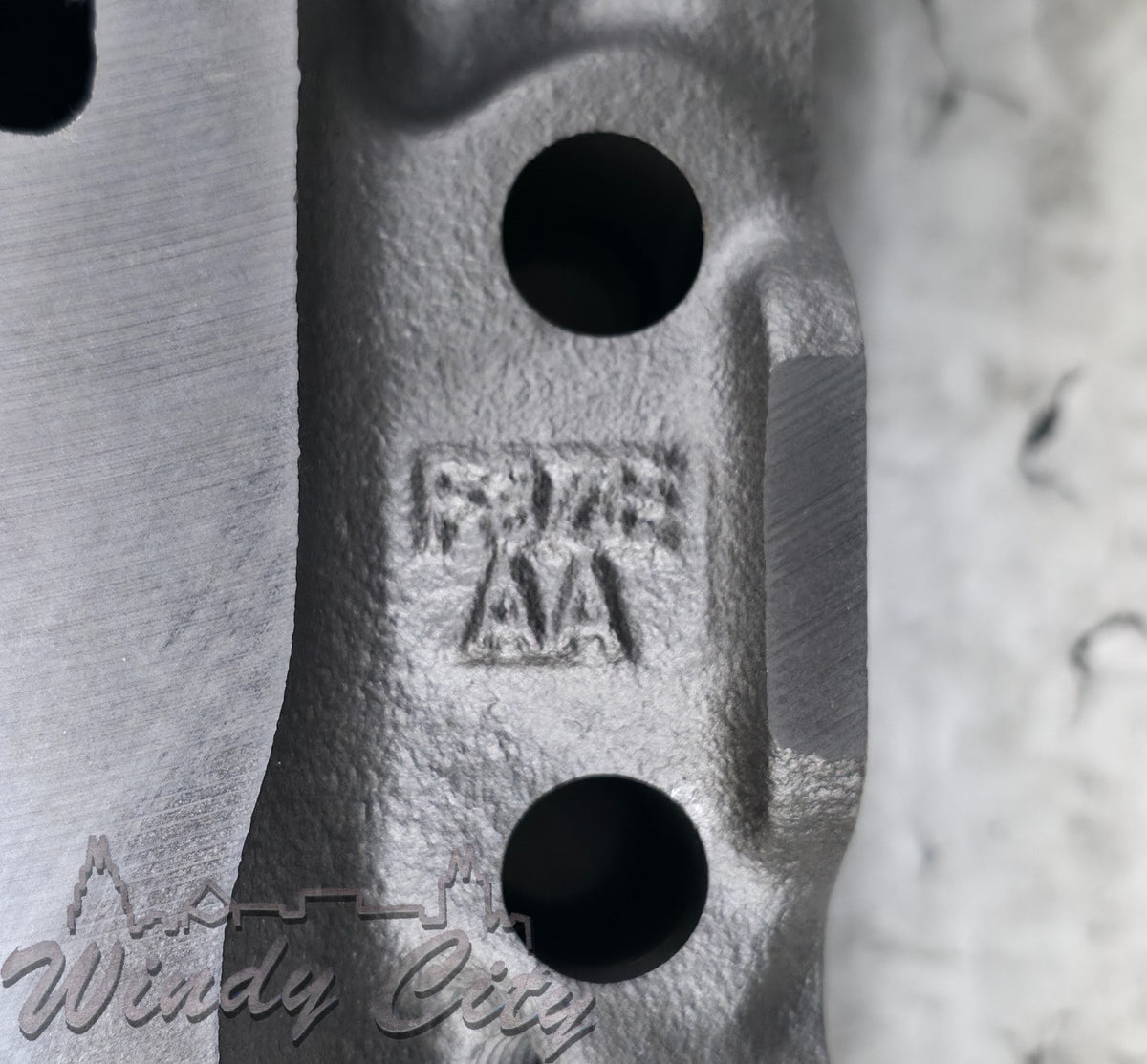 302 FORD 3 BAR GT40 REMANUFACTURED HEAD WITH 7/16" HEAD BOLTS #F3ZE-AA