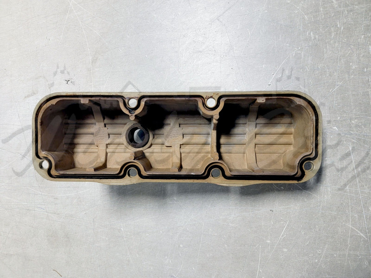 3.8L GM BUICK OEM VALVE COVER LEFT SIDE LH 25534753