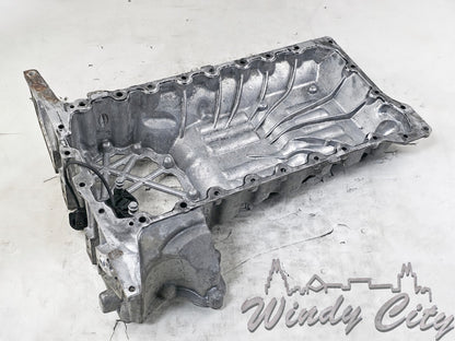 2.8L DURAMAX GM DIESEL ENGINE UPPER OIL PAN 24585350
