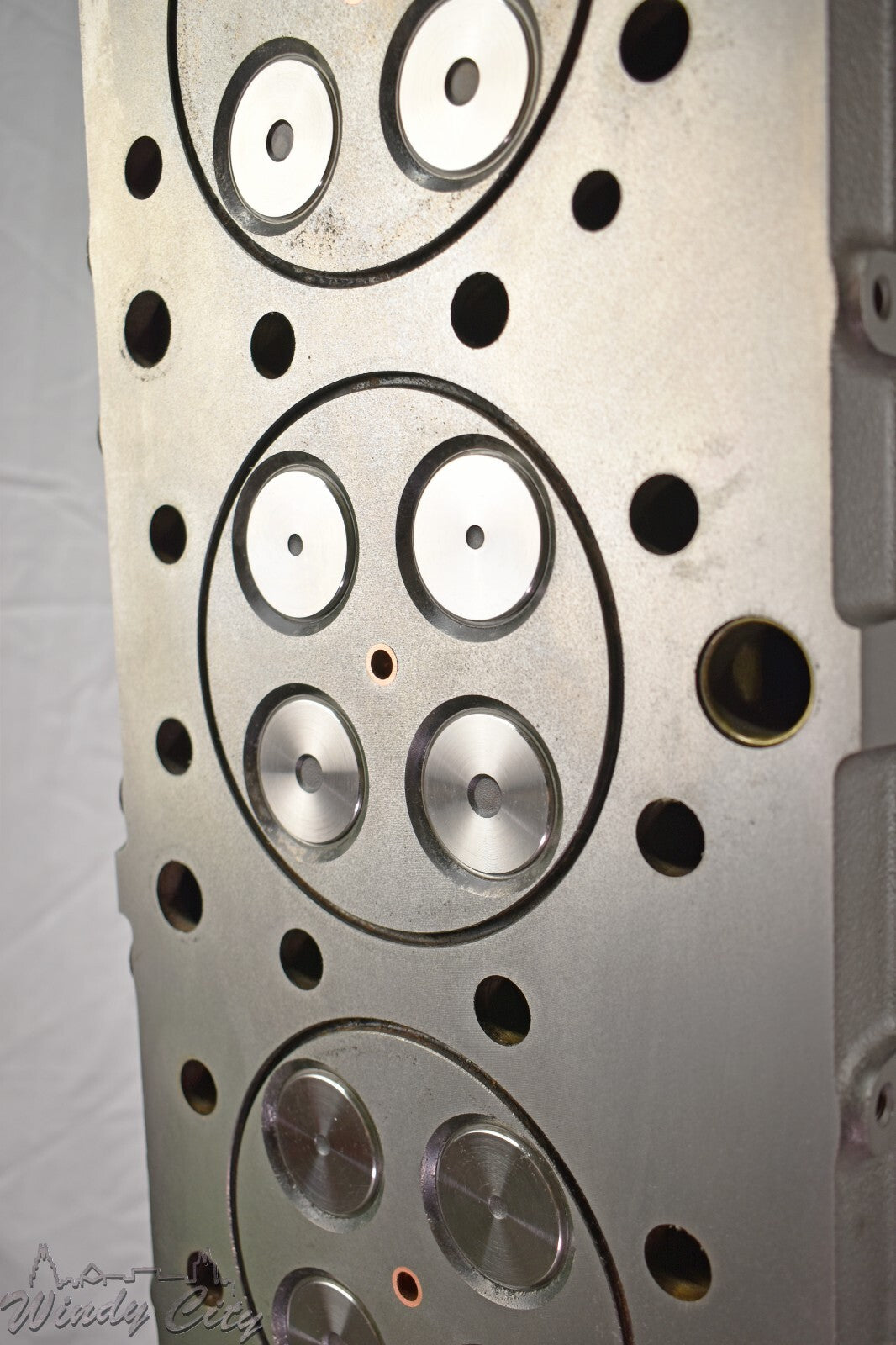 VED12 VOLVO D12 REMANUFACTURED CYLINDER HEAD 1677701