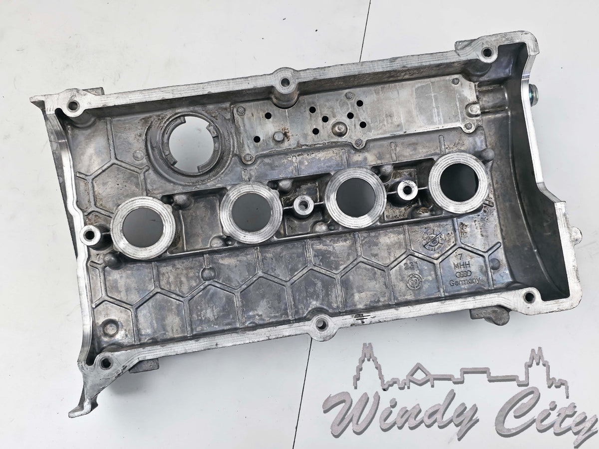 1.8L Audi Volkswagen Turbo Engine Valve Cover # 06A103469B
