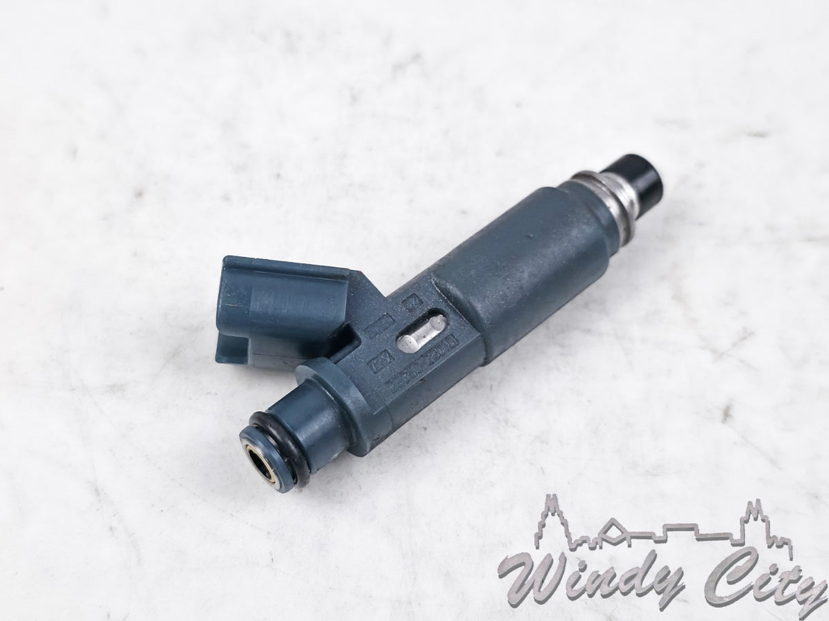 1.8L TOYOTA COROLLA CHEVY PRIZM FUEL INJECTOR DENSO 2325022010