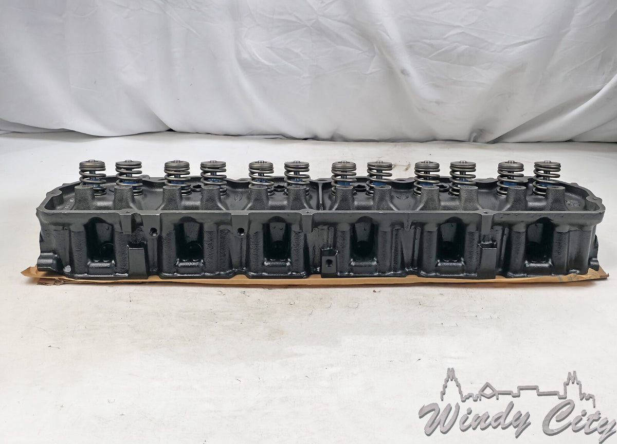 300 Ford Remanufactured Cylinder Head # E7TE Without Air  Pollution