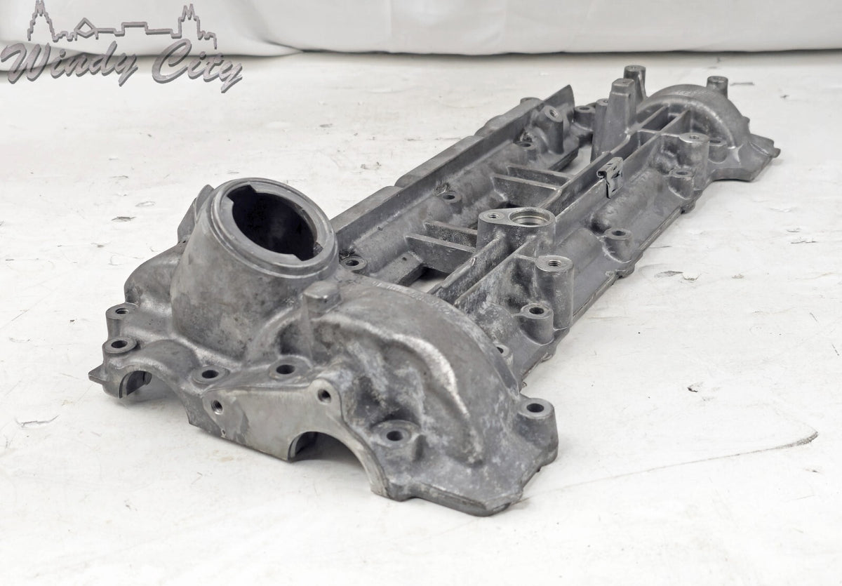 MERCEDES-BENZ OM642 DIESEL ENGINE RIGHT VALVE COVER A6420101630