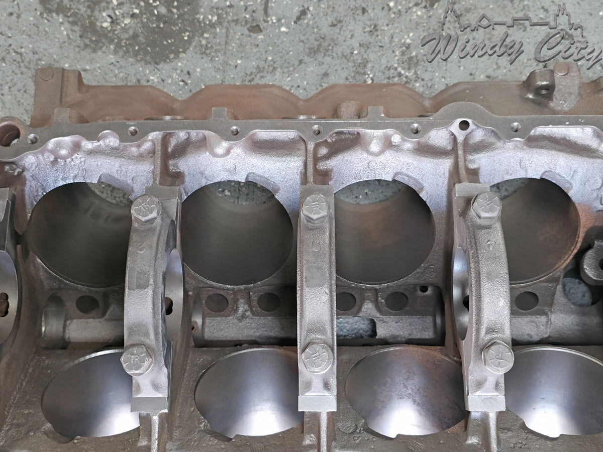 330 OLDSMOBILE ENGINE BLOCK # 381917