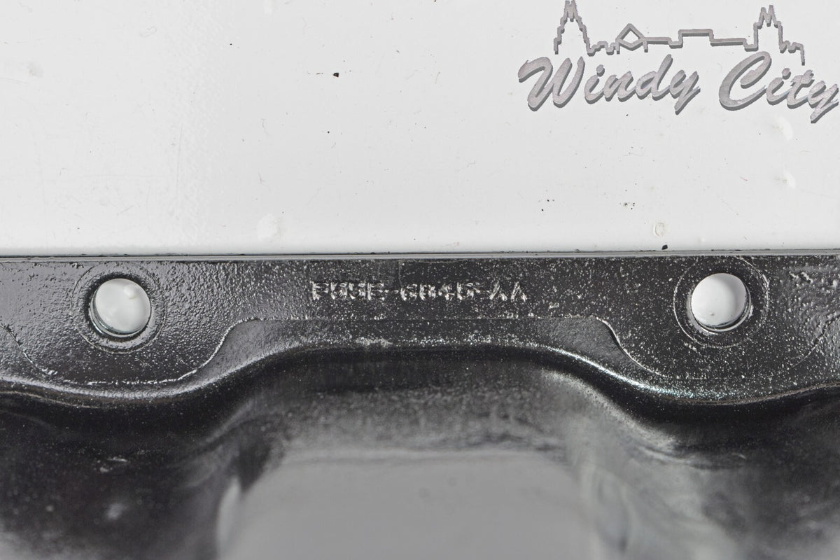 4.6L 5.4L FORD ECONOLINE V8 OIL PAN USED F7UZ6675AC F7UE6675AF