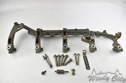 PACCAR MX13 FUEL RAIL BRACKET 2118432 WITH BOLTS