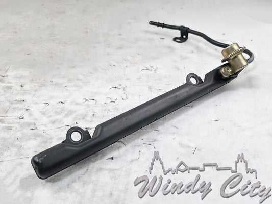 96-99 1.5L 1.8L 5EFE 1ZZFE TOYOTA ENGINE FUEL RAIL WITH PRESSURE DAMPER