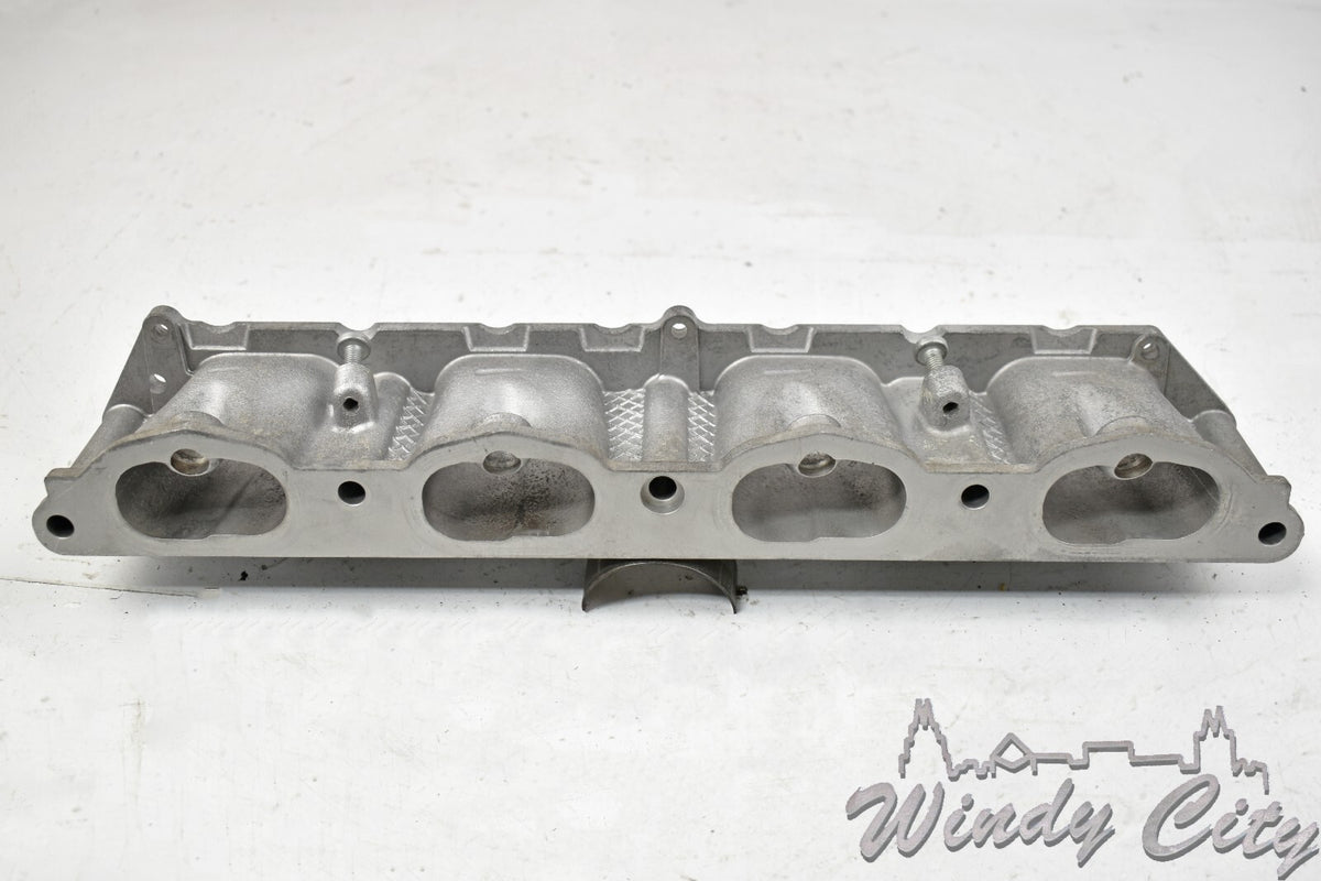 2005-2009 4.4L LAND ROVER INTAKE MANIFOLD SPACER 9U524AB RIGHT PASSENGER SIDE
