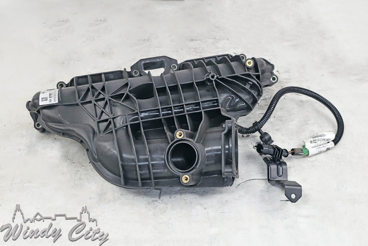 2.8L GM DURAMAX DIESEL ENGINE INTAKE MANIFOLD 55598784