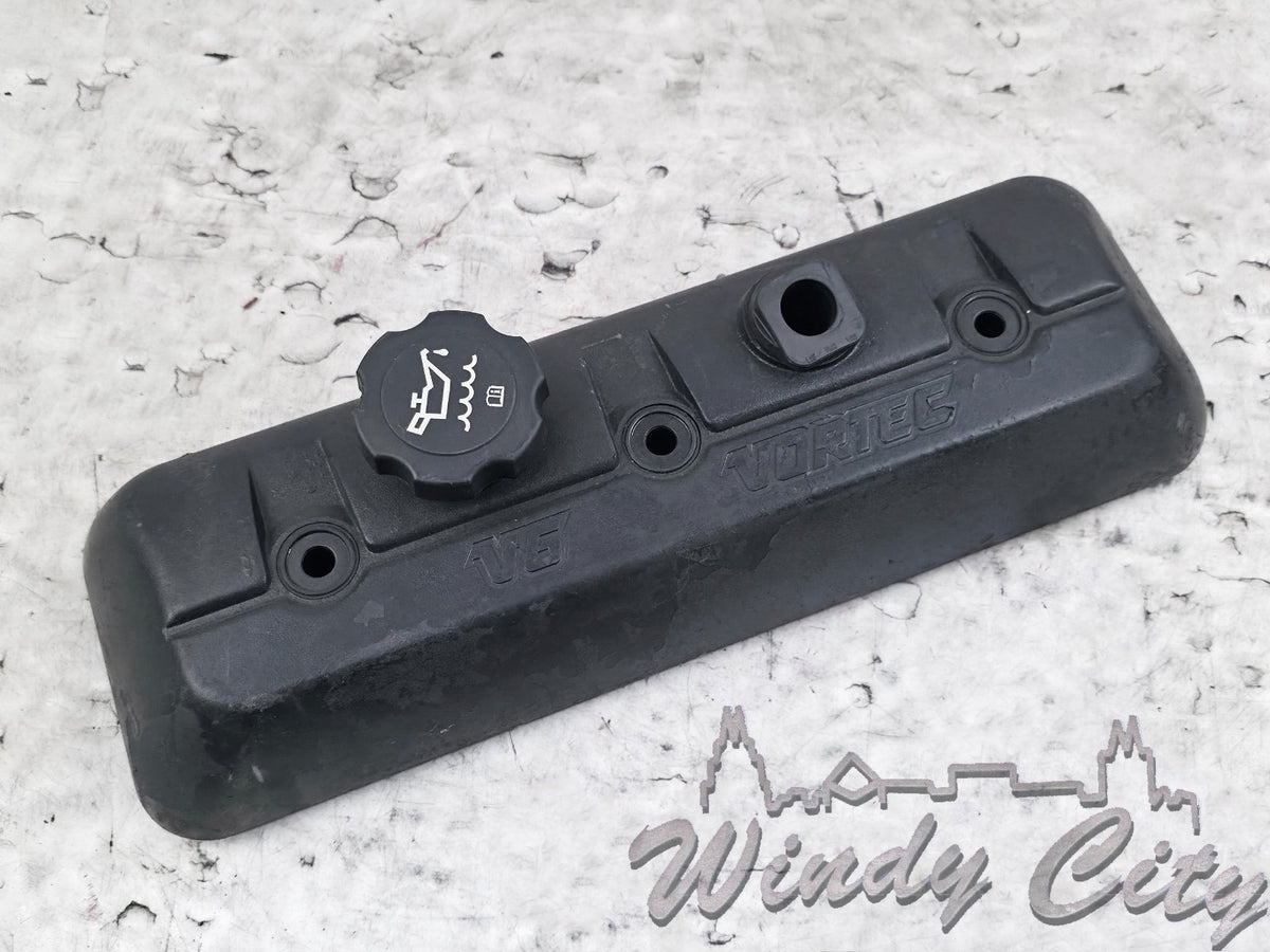 4.3L GM ENGINE VALVE COVER 12554256 DRIVER SIDE