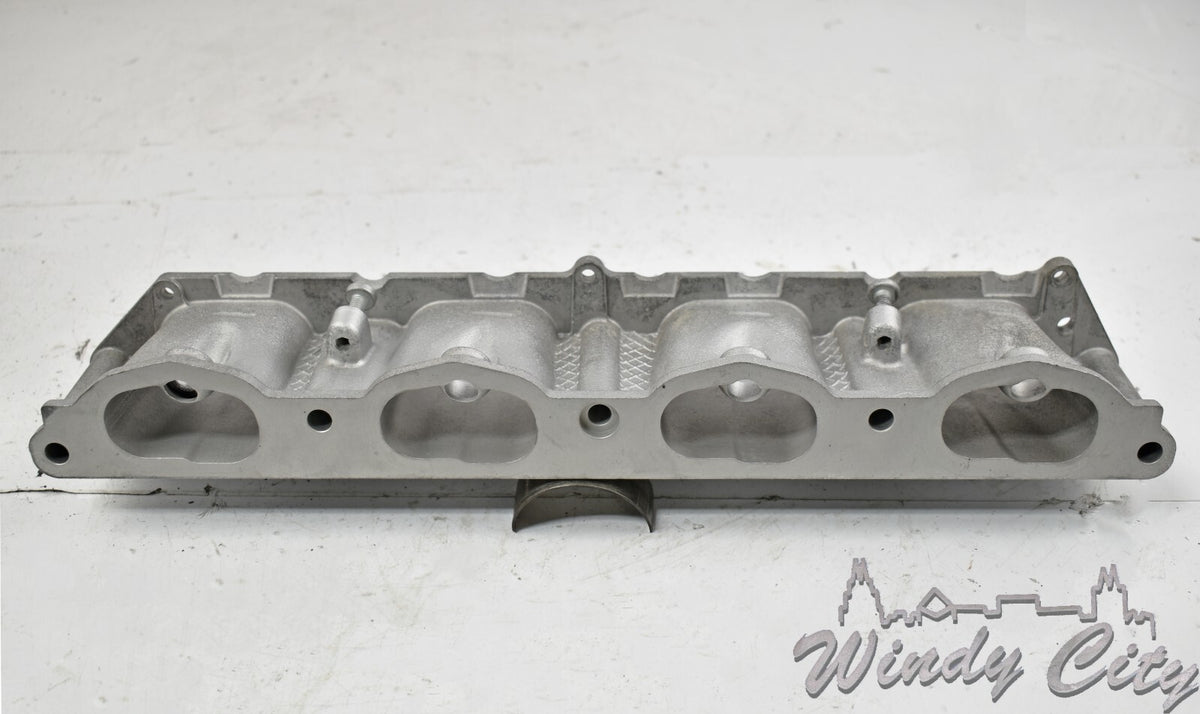 2005-2009 4.4L LAND ROVER INTAKE MANIFOLD SPACER 9U524BB LEFT DRIVER SIDE