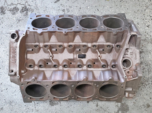330 OLDSMOBILE ENGINE BLOCK # 381917