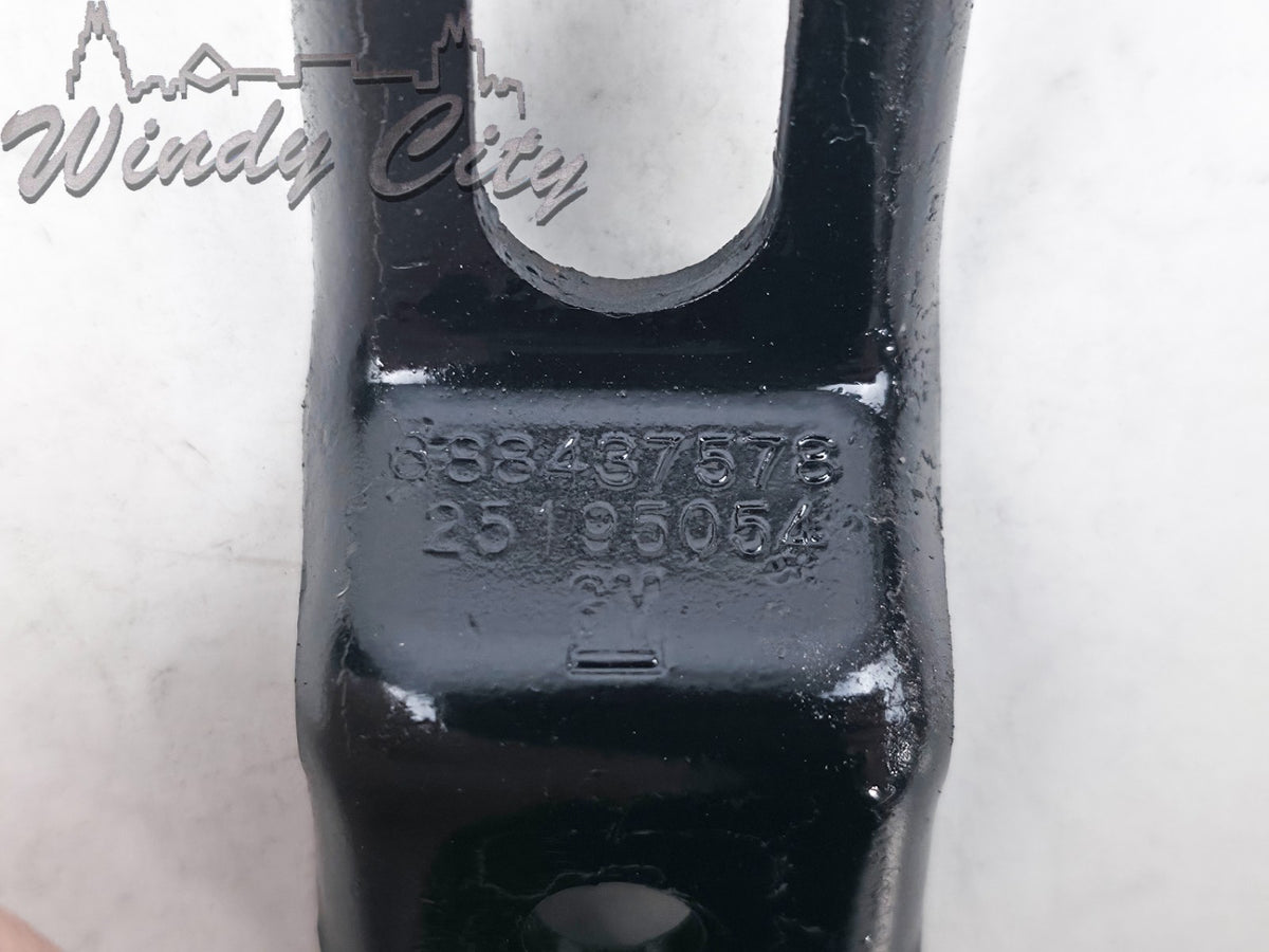 GM ENGINE LIFT BRACKET 25195054